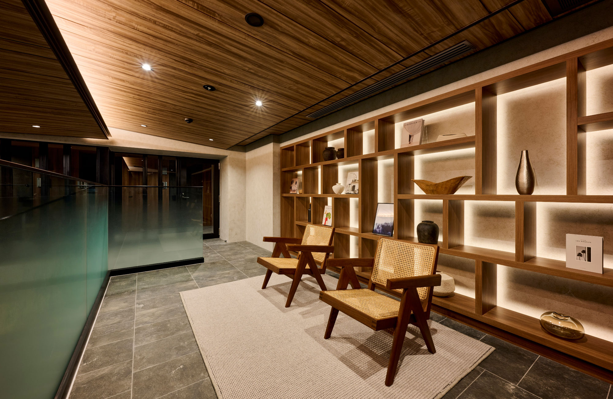 CO-WORKING LOUNGE