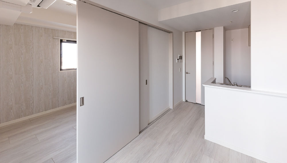2 Sliding Door